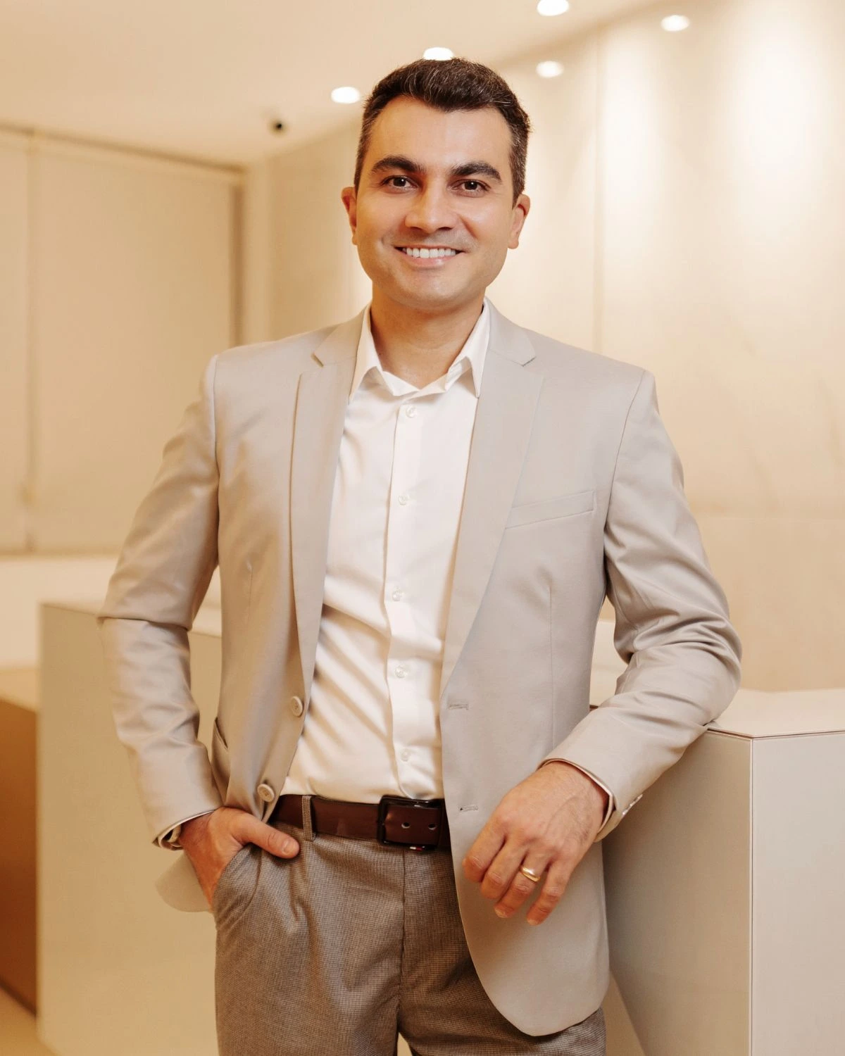 Dr. Edmundo Rocha, dermatologista em Montes Claros